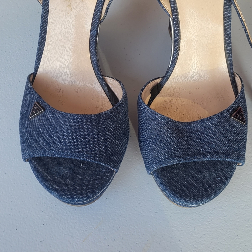 Guess wedges